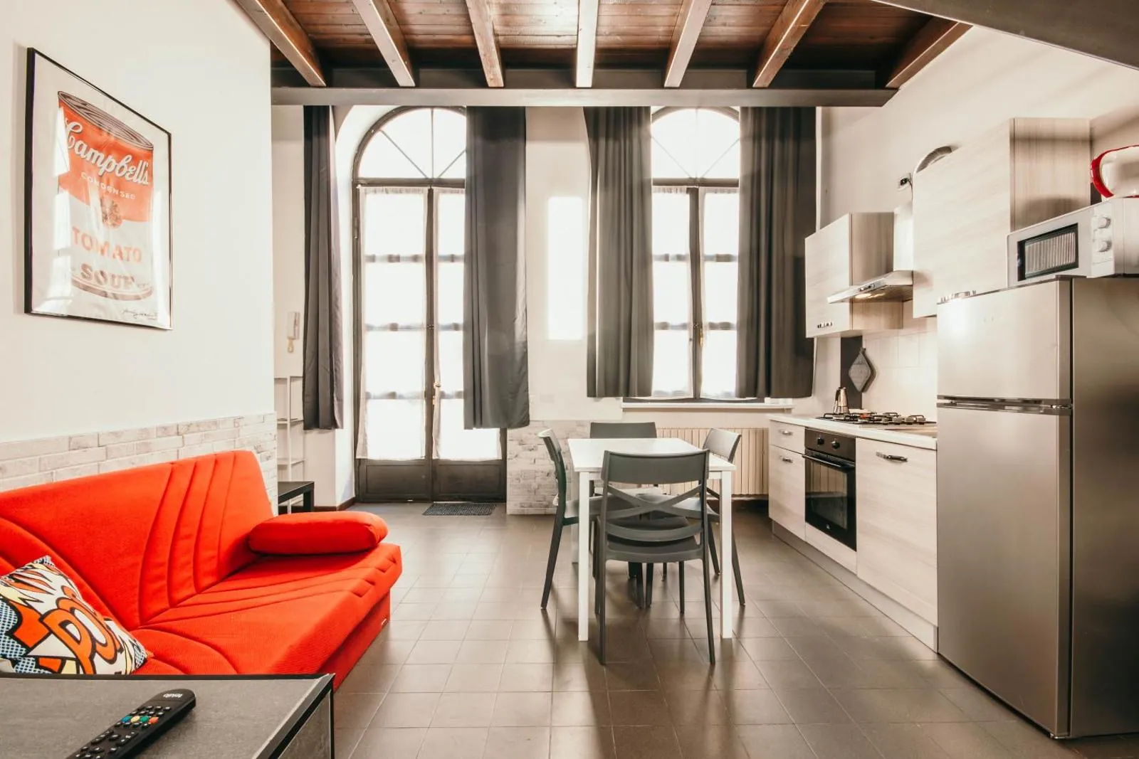Bigattera Apartments — 9 appartamenti con cucina a Varese, 