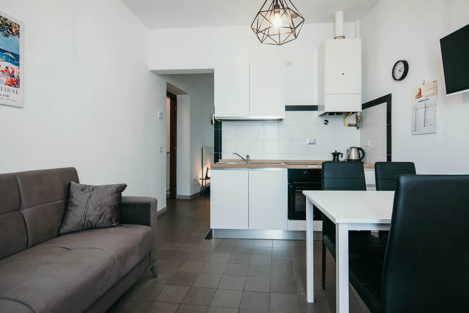 Bigattera Apartments — 9 appartamenti con cucina a Varese, 
