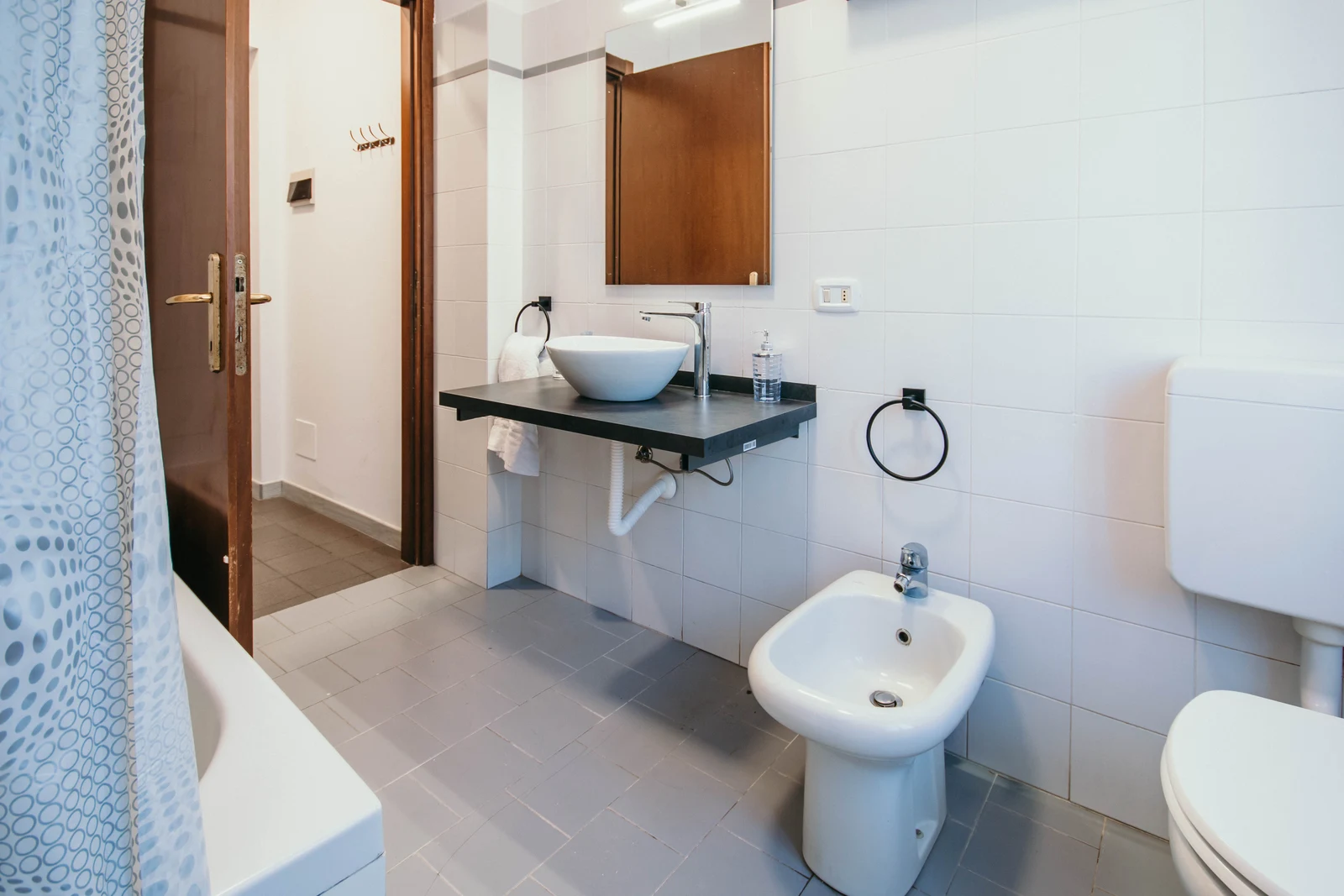 CILIEGIO &middot; Appartamento Deluxe — Bigattera Apartments, Varese