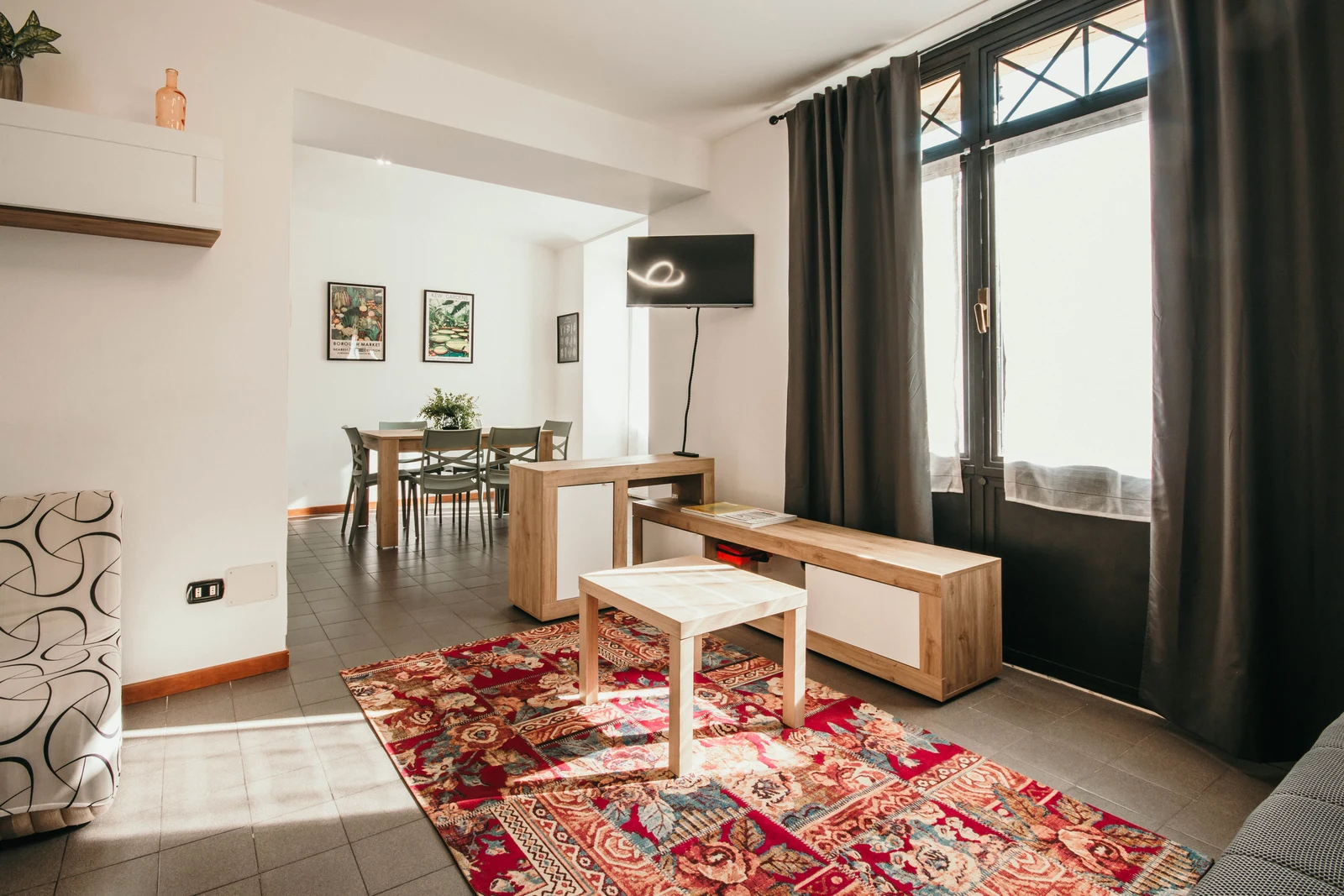 FAGGIO &middot; Appartamento con 2 Camere da Letto — Bigattera Apartments, Varese