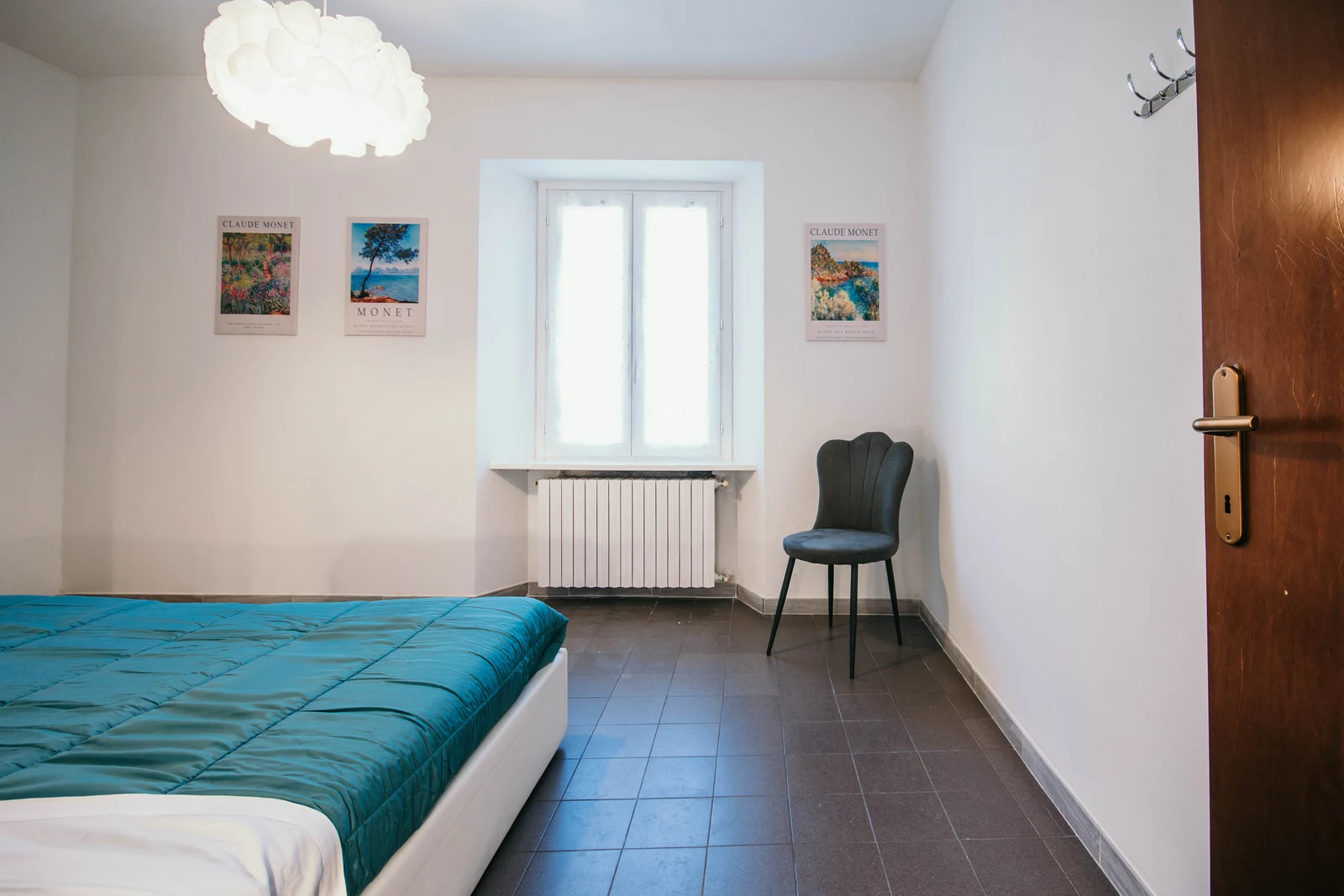 SEQUOIA &middot; Appartamento Deluxe con 2 Camere da Letto — Bigattera Apartments, Varese
